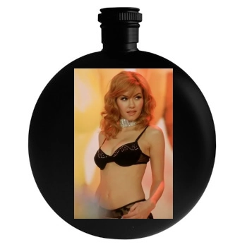 Elisha Cuthbert Round Flask