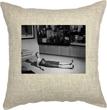 Rosie Huntington-Whiteley Pillow