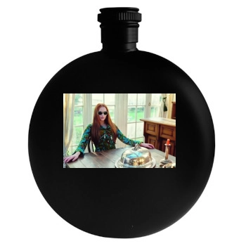 Sophie Turner Round Flask