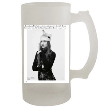 Sophie Turner 16oz Frosted Beer Stein