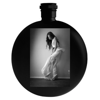 Zendaya Coleman Round Flask