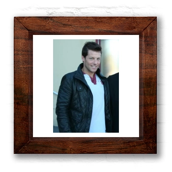 Jamie Bamber 6x6