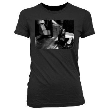 Avril Lavigne Women's Junior Cut Crewneck T-Shirt