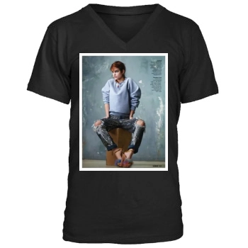 Barbara Palvin Men's V-Neck T-Shirt