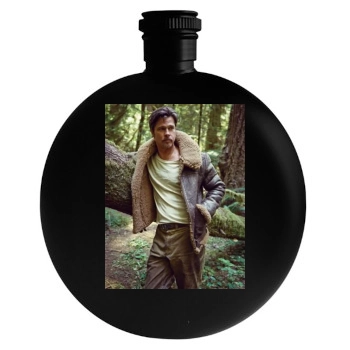 Brad Pitt Round Flask