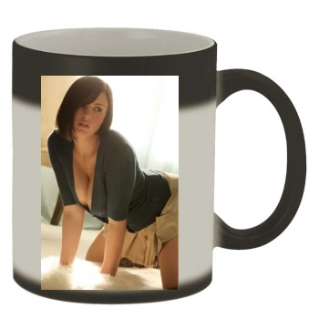 Brooke Burke Color Changing Mug