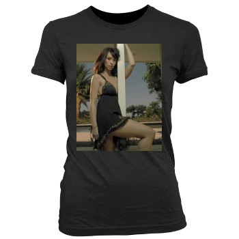 Jennifer Love Hewitt Women's Junior Cut Crewneck T-Shirt