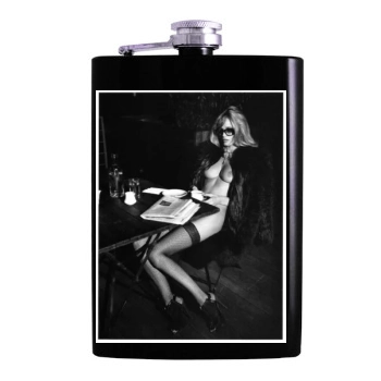 Edita Vilkeviciute Hip Flask