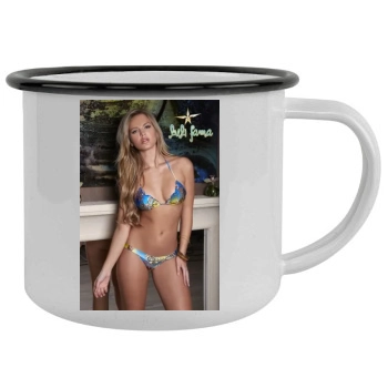 Elisandra Tomacheski Camping Mug