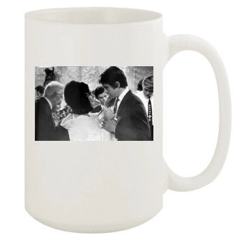 Elizabeth Taylor 15oz White Mug