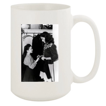 Elizabeth Taylor 15oz White Mug