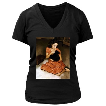 Elizabeth Taylor Women's Deep V-Neck TShirt