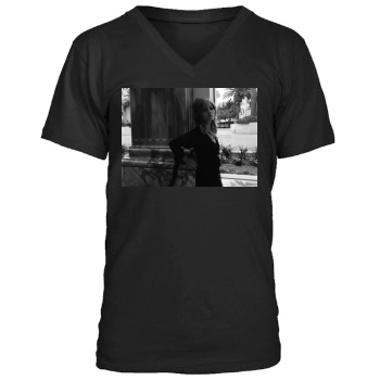 Elisha Cuthbert Men's V-Neck T-Shirt