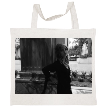 Elisha Cuthbert Tote