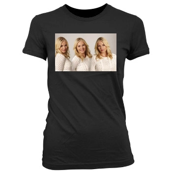 Elisha Cuthbert Women's Junior Cut Crewneck T-Shirt