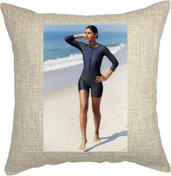 Emanuela de Paula Pillow