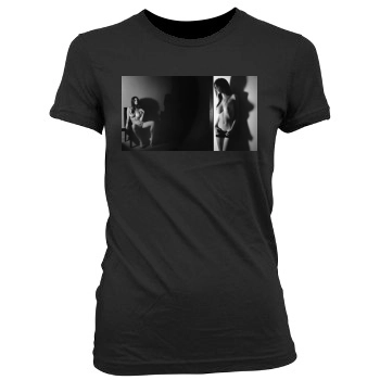 Emily Ratajkowski Women's Junior Cut Crewneck T-Shirt