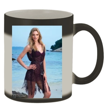 Fabiana Semprebom Color Changing Mug