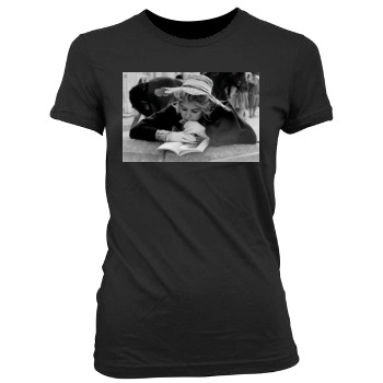 Rosamund Pike Women's Junior Cut Crewneck T-Shirt