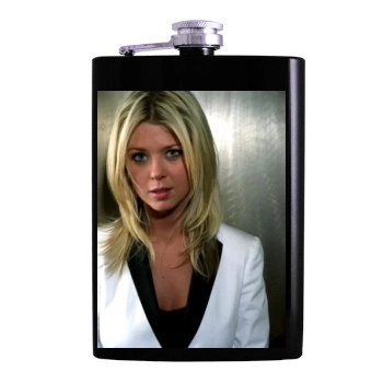 Tara Reid Hip Flask