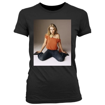 Tara Reid Women's Junior Cut Crewneck T-Shirt