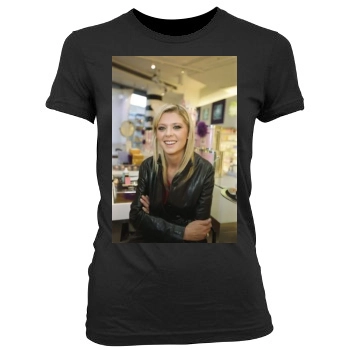 Tara Reid Women's Junior Cut Crewneck T-Shirt