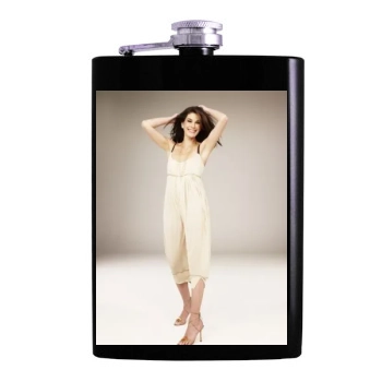 Teri Hatcher Hip Flask