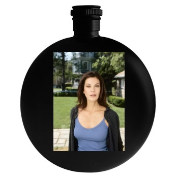 Teri Hatcher Round Flask