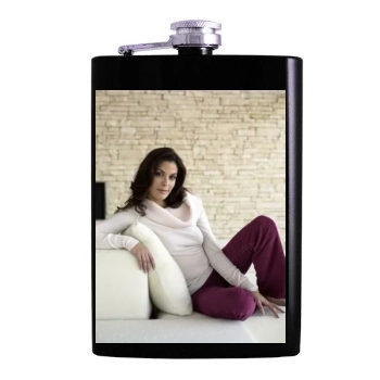 Teri Hatcher Hip Flask