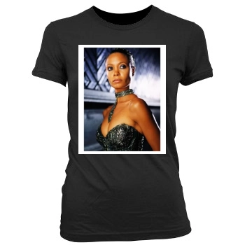 Thandie Newton Women's Junior Cut Crewneck T-Shirt