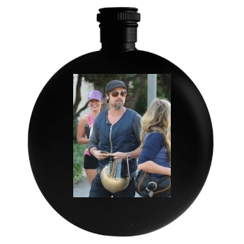 Brad Pitt Round Flask