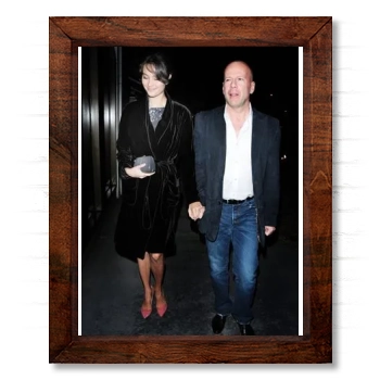 Bruce Willis and Emma Heming 14x17