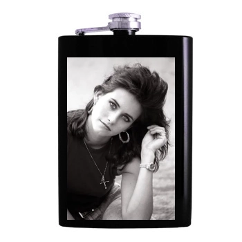 Courteney Cox Hip Flask