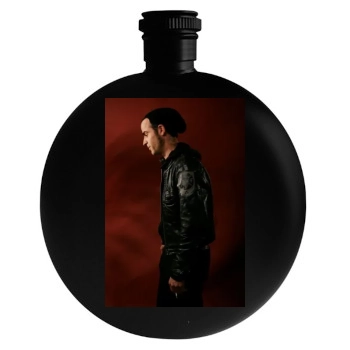 Justin Theroux Round Flask