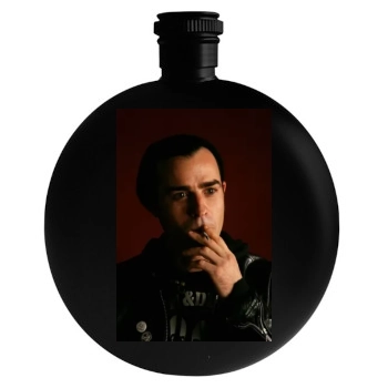 Justin Theroux Round Flask