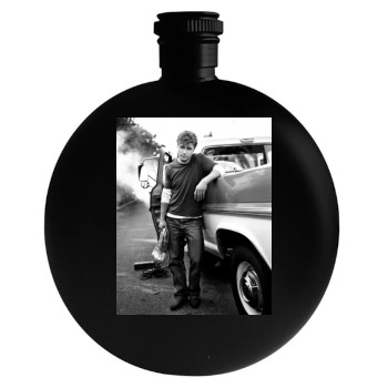 Benjamin McKenzie Round Flask