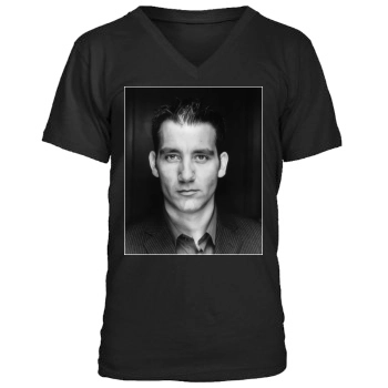 Clive Owen Men's V-Neck T-Shirt