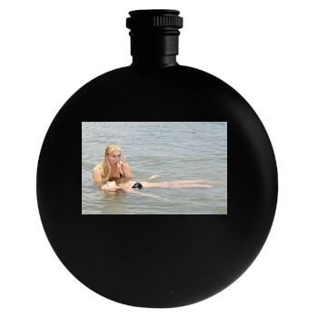 Brooke Hogan Round Flask