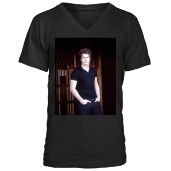 Brendan Fehr Men's V-Neck T-Shirt