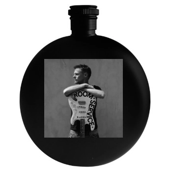 Bryan Adams Round Flask