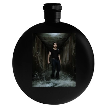 Tom Cruise Round Flask