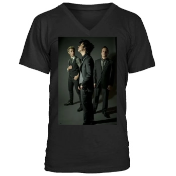 Green Day Men's V-Neck T-Shirt