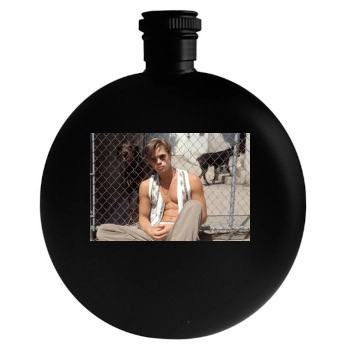 Brad Pitt Round Flask