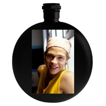 Brad Pitt Round Flask