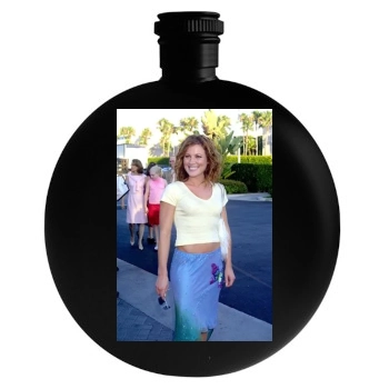 Elisa Donovan Round Flask