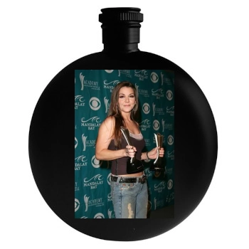 Gretchen Wilson Round Flask