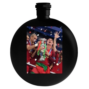 Cristiano Ronaldo Round Flask