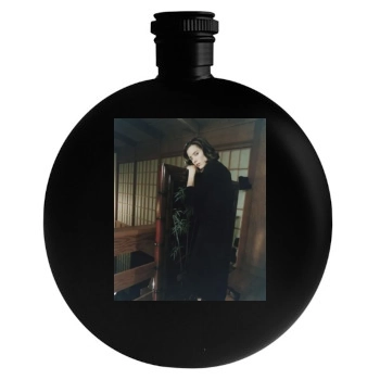 Tea Leoni Round Flask