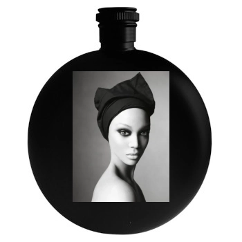 Tyra Banks Round Flask