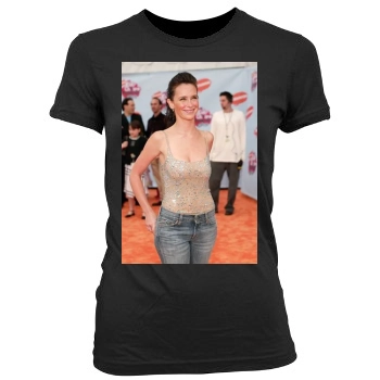 Jennifer Love Hewitt Women's Junior Cut Crewneck T-Shirt